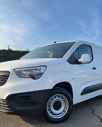 Opel Combo 1.5 CDTi 100cv 3 posti - 2020