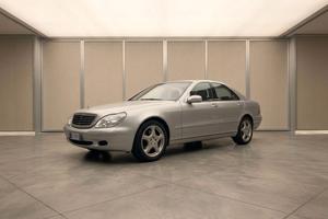 Mercedes-Benz S 320 (serie W220) dell'anno 1999