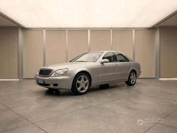 Mercedes-Benz S 320 (serie W220) dell'anno 1999