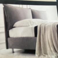 Letto matrimoniale con contenitore