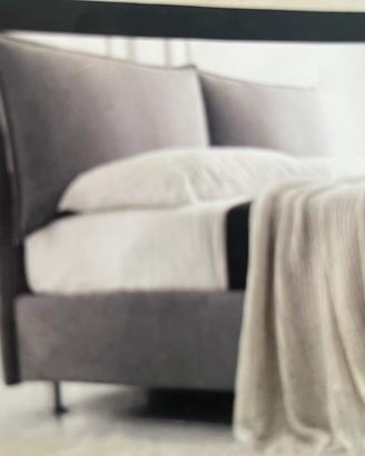 Letto matrimoniale con contenitore