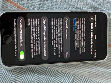 iPhone SE 2022 