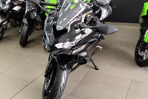 Kawasaki Ninja ZX-4 R