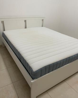 Letto matrimoniale Ikea