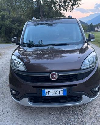Doblo II 20151.6 mjt 16v Trekking 120cv my18