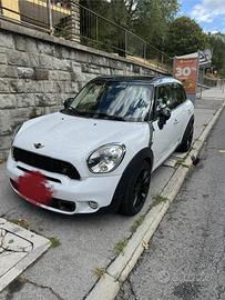 mini cauntryman anno 2012