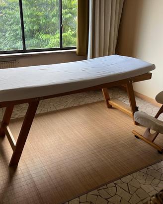 Lettino massaggi e sedia ergonomica
