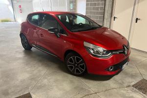 RENAULT CLIO DUEL 2