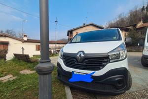 Renault trafic passo lungo 