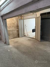 Garage o deposito centrale