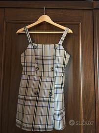 Vestito a pantaloncino