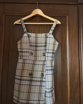 Vestito a pantaloncino