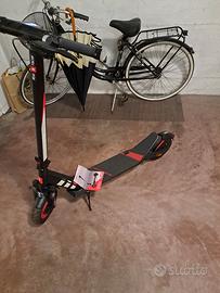 Monopattino Aprilia. 