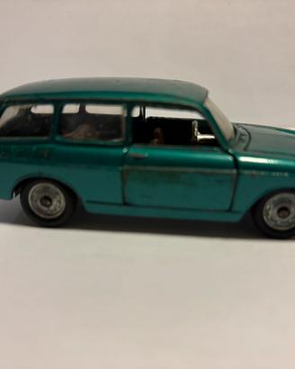 Politoys E VW 1600 familcar 1/43