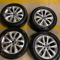 4 cerchi e gomme 17 pollici ford KUGA originali