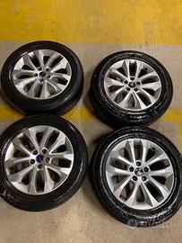 4 cerchi e gomme 17 pollici ford KUGA originali