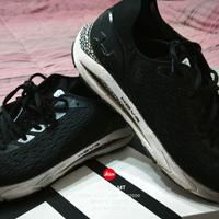 Under Armour HOVR Sonic Bluetooth 