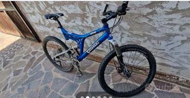 bicicletta MTB 