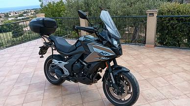 Moto  CF700- 9F