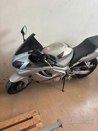 moto  honda cbr 600f