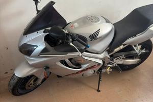 moto  honda cbr 600f