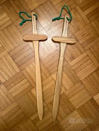 Spada di legno medievale per ragazzi