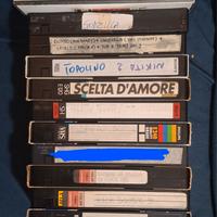 lotto 12 vhs da tv con film , cartoni e telefilm