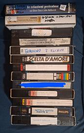 lotto 12 vhs da tv con film , cartoni e telefilm