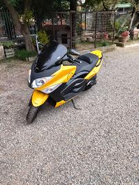 Yamaha T Max - 2010