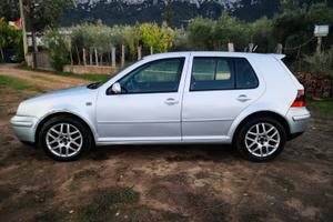 Volkswagen golf 4° 1.9 tdi/115 cv cat 5 porte 2000