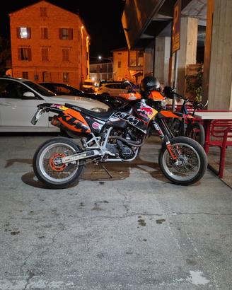 KTM LC4 640 SUPERMOTARD DEL 2000 LEGGI BENE 
