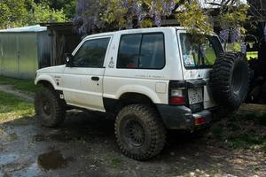 Mitsubishi pajero