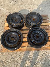 cerchio in acciaio 15 pollici per Ford Fiesta,