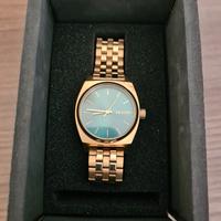 Orologio Nixon bracciale oro, quadrante verde