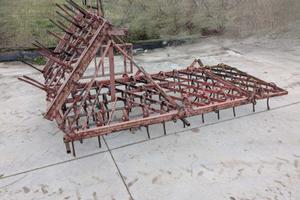 Erpice leggero per lavorazioni primaverili