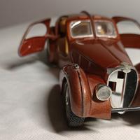 Modellino auto Bugatti Atlantic 1936