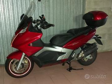 Gilera GP 800 - Maxi Scooter - 2008