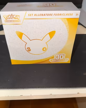 ETB 30’anniversario pokemon