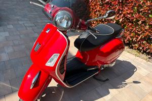 VESPA 300 GTS SUPER ABS