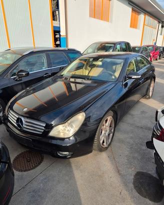 MERCEDES-BENZ CLS DL 2006 PER RICAMBI