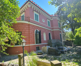 Villa storica ad Ariccia 650 mtq