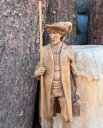 Scultura in legno guardiano della notte