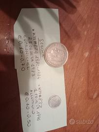 Lotto di due monete spagnole.

- 1 moneta da 25 Pe