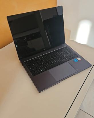 HUAWEIMateBook 14 Windows 11
Home i5 16GB+512GB S