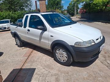 Fiat Strada 1.9 JTD