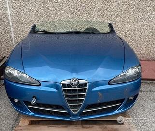 Ricambi parte anteriore e cruscotto disponibile