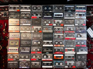 Lotto 915 cassette registrate