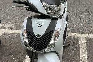 Sh 125