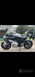 CFMOTO 675SR-R 2025 – 4.600 km – Unico proprietari