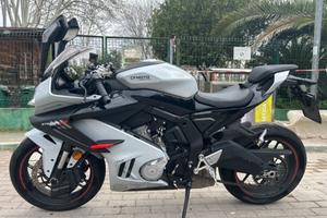 CFMOTO 675SR-R 2025 – 4.600 km – Unico proprietari